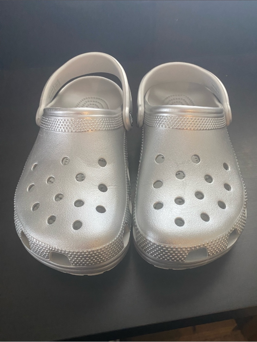 CROCS Big Kids Metallic Silver Classic Clog Sandals